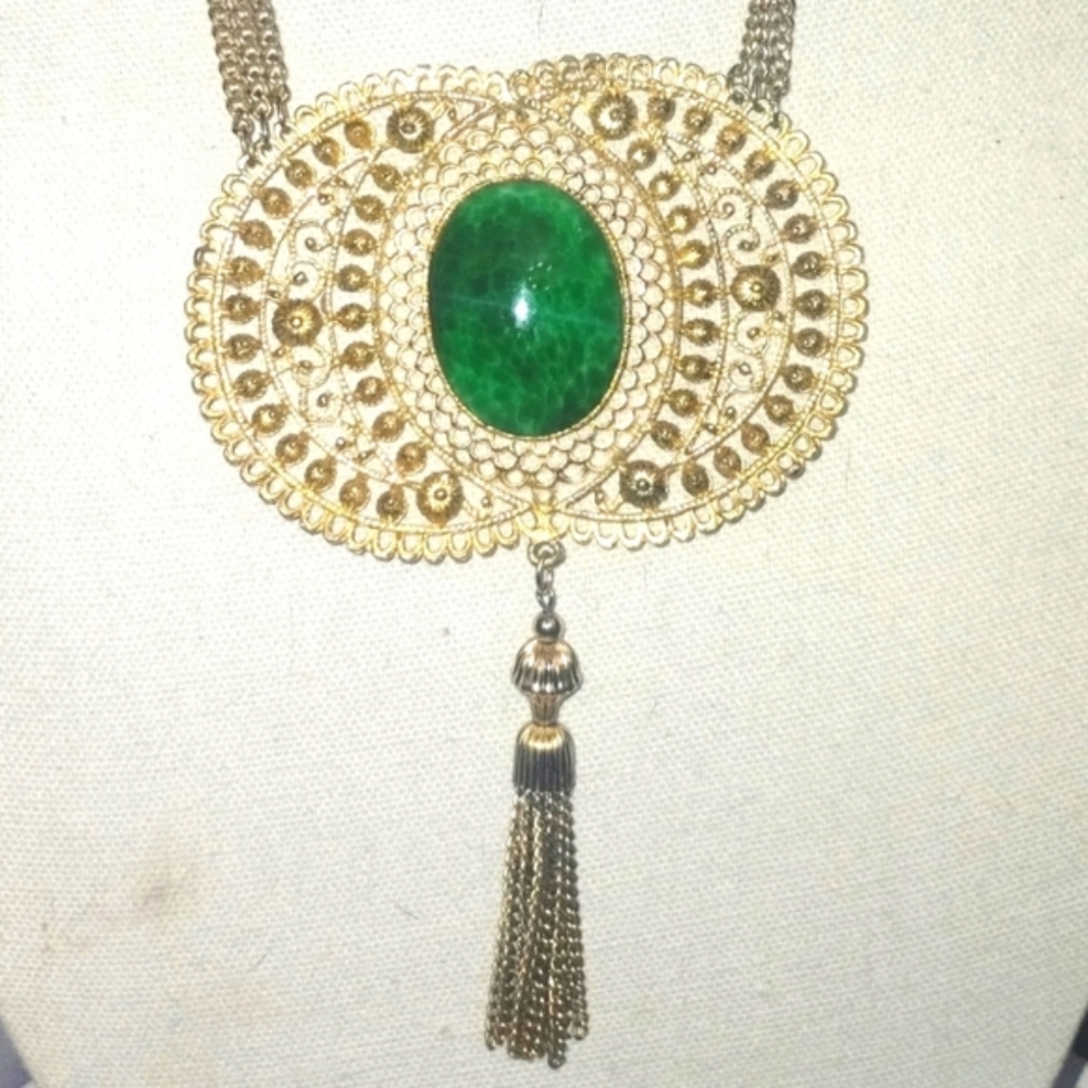 Huge Unsigned Pauline Rader Ny Runway Statement G… - image 1